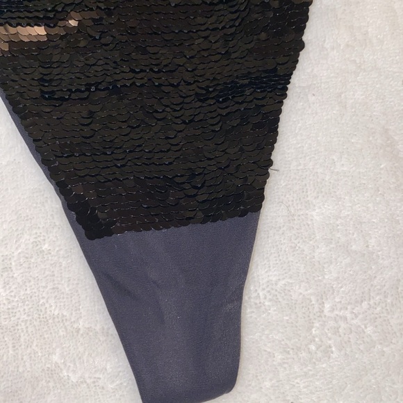 Skims Sequins Thong size 3X - Picture 6 of 8